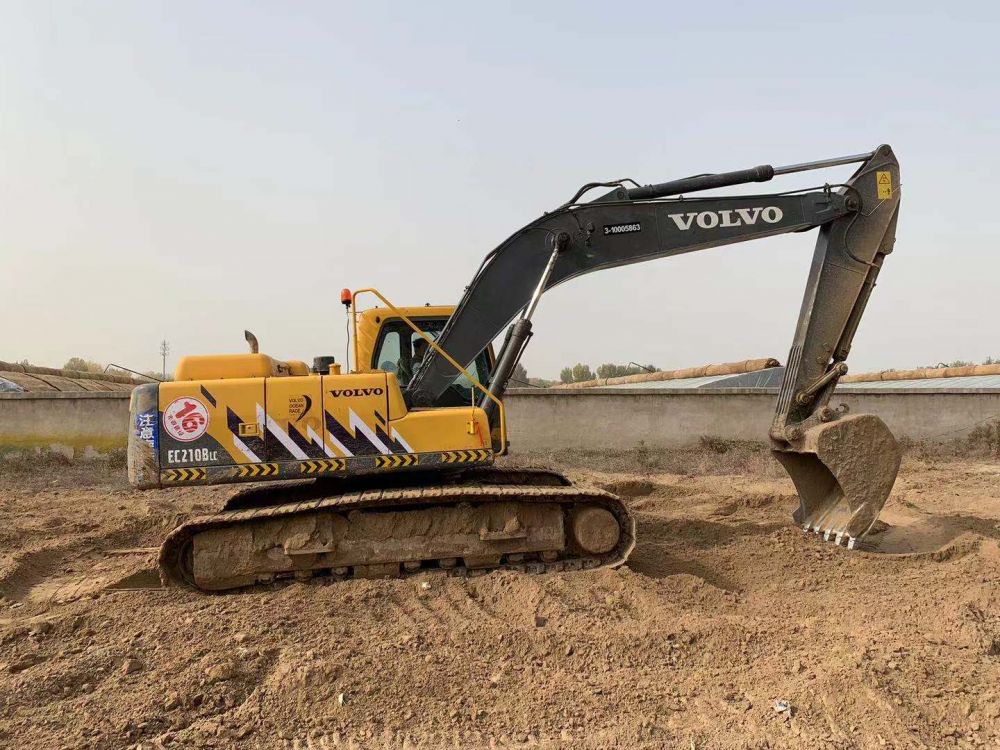 高效可靠之选 沃尔沃EC210BLC挖掘机——建筑工程领域的得力助手